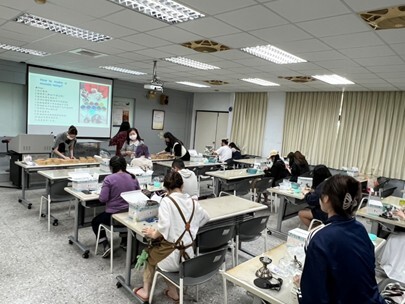 114-2破光而生—馬賽克燈的生命修復之旅圖片